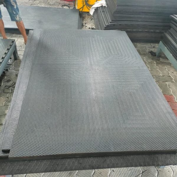 Domestic floor mats supplier in uae